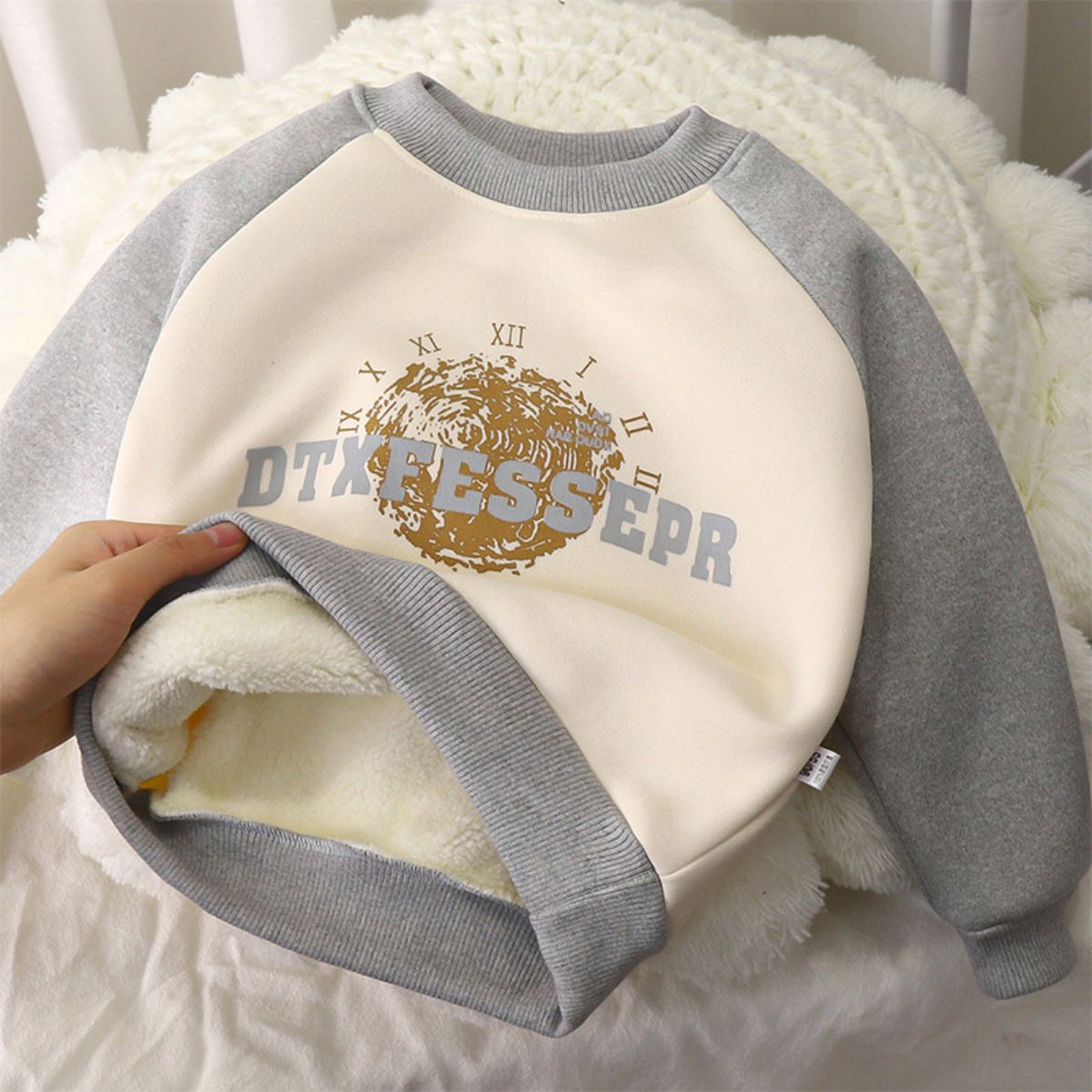 Children's sweatshirt autumn and winter new boys thick warm outer wear girls tops baby clothes children's clothing