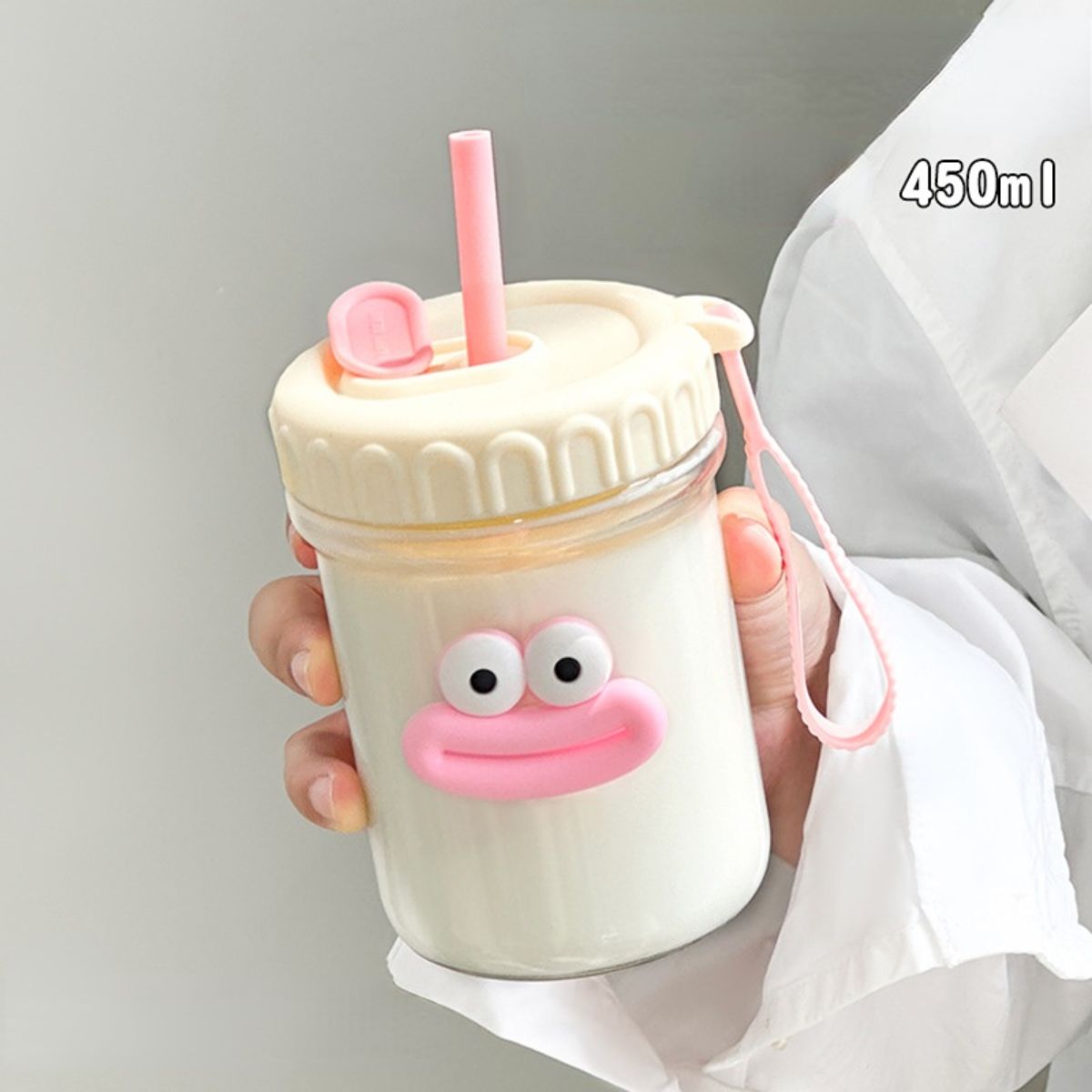 Portable water cup with straw