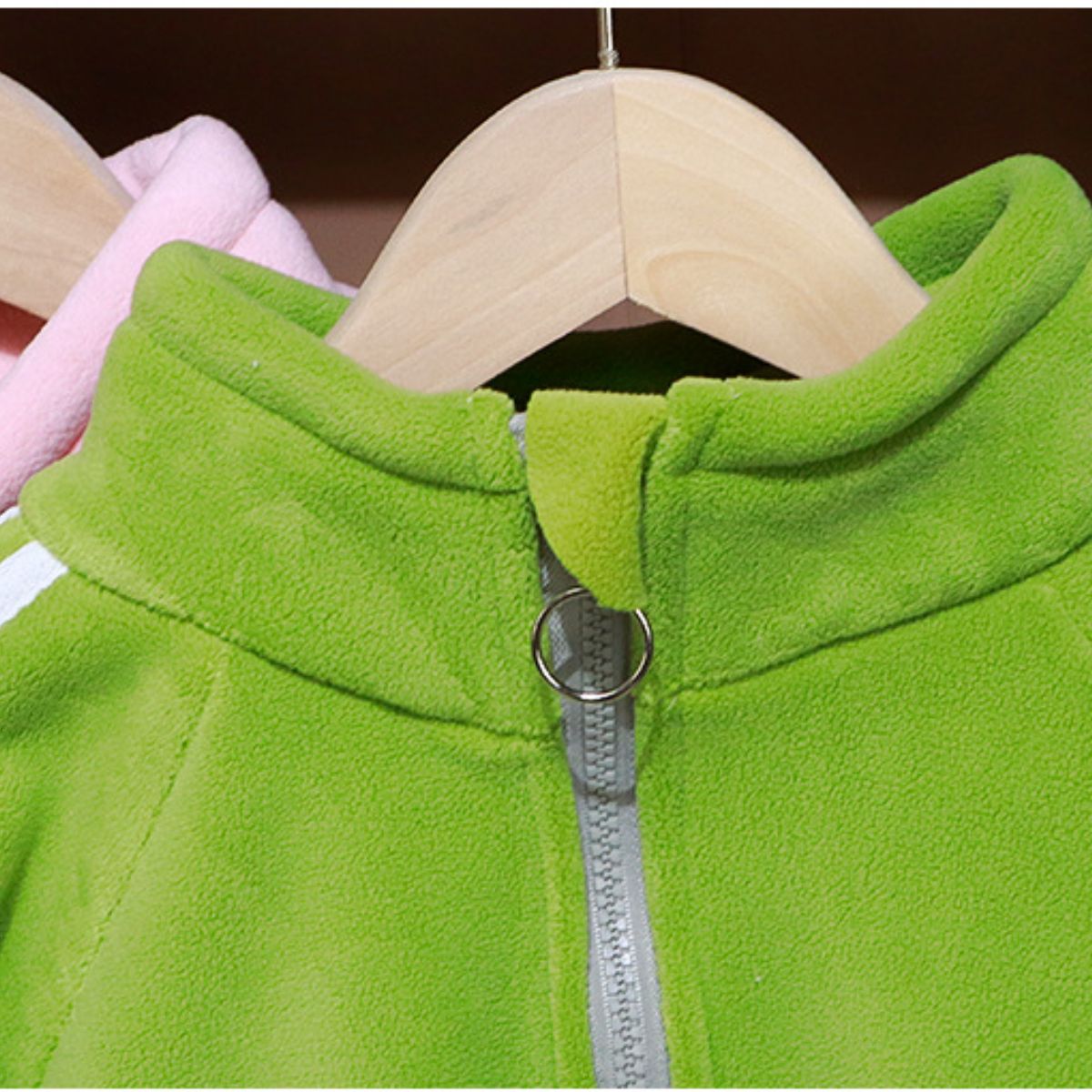 New children's coat for boys and girls, medium and large children's baby, autumn and winter thick warm coat, stand collar outer wear