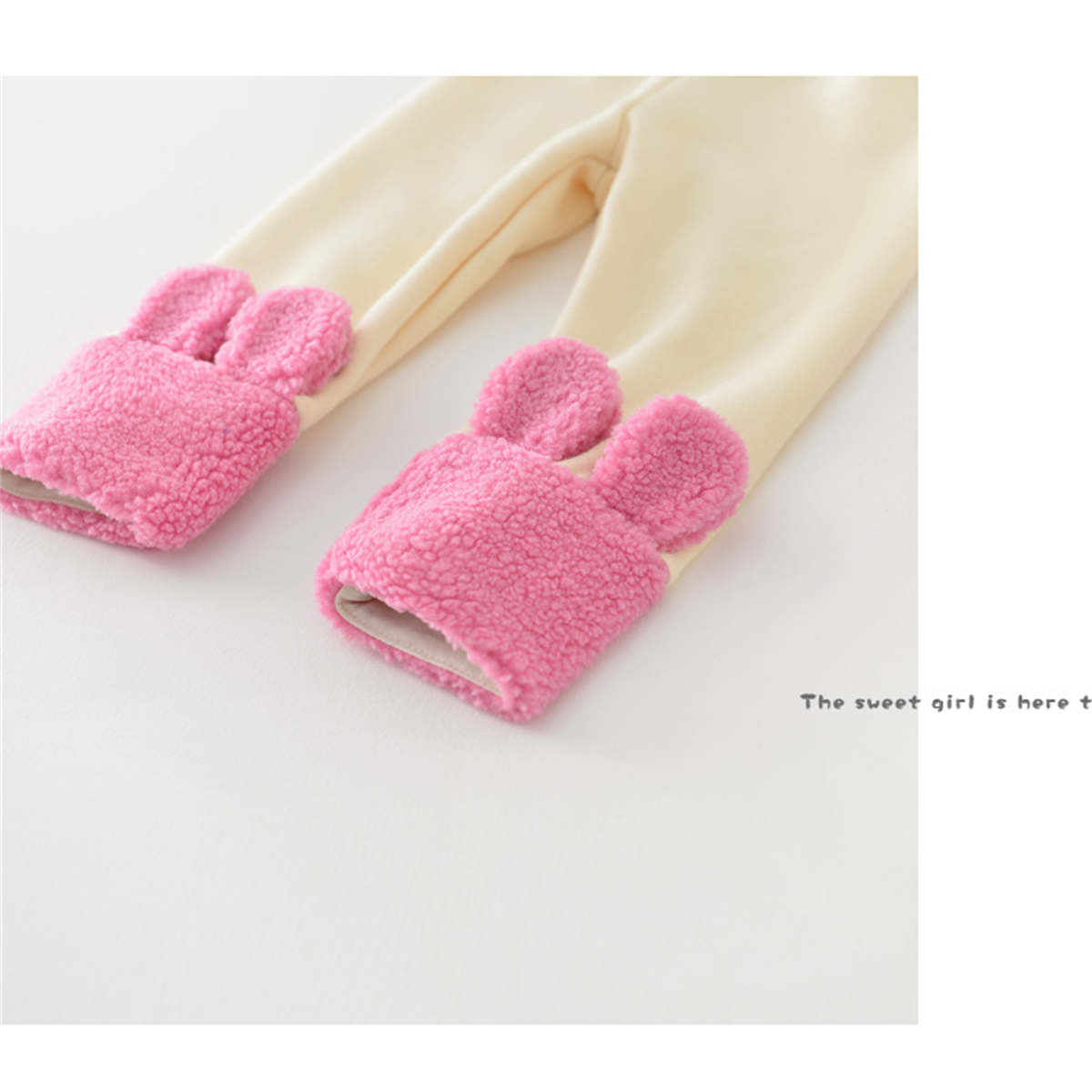 Spring and Autumn Girls Strawberry Bear Sweater Two-Piece Set