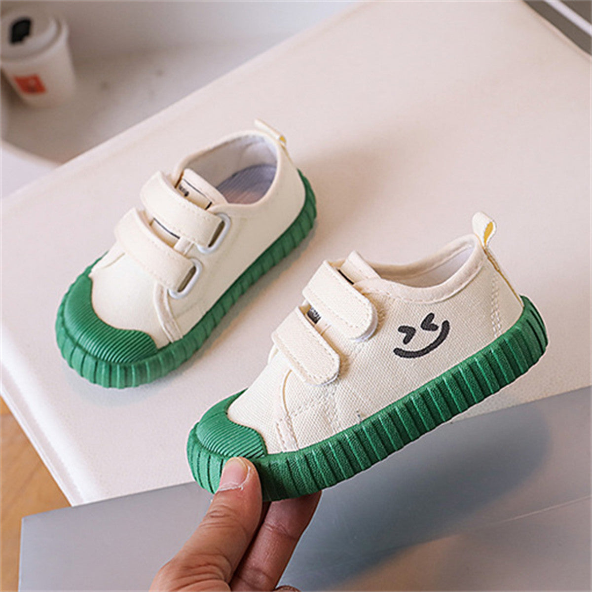 Children's colorful sole smiley face canvas shoes