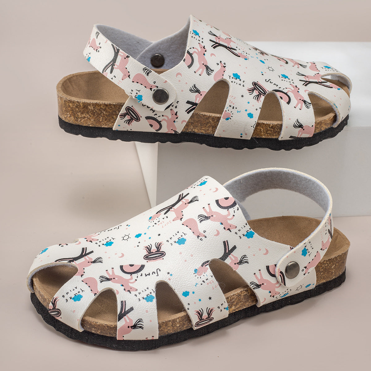 Casual children's closed toe two-way sandals flat-soled printed wear-resistant and lightweight