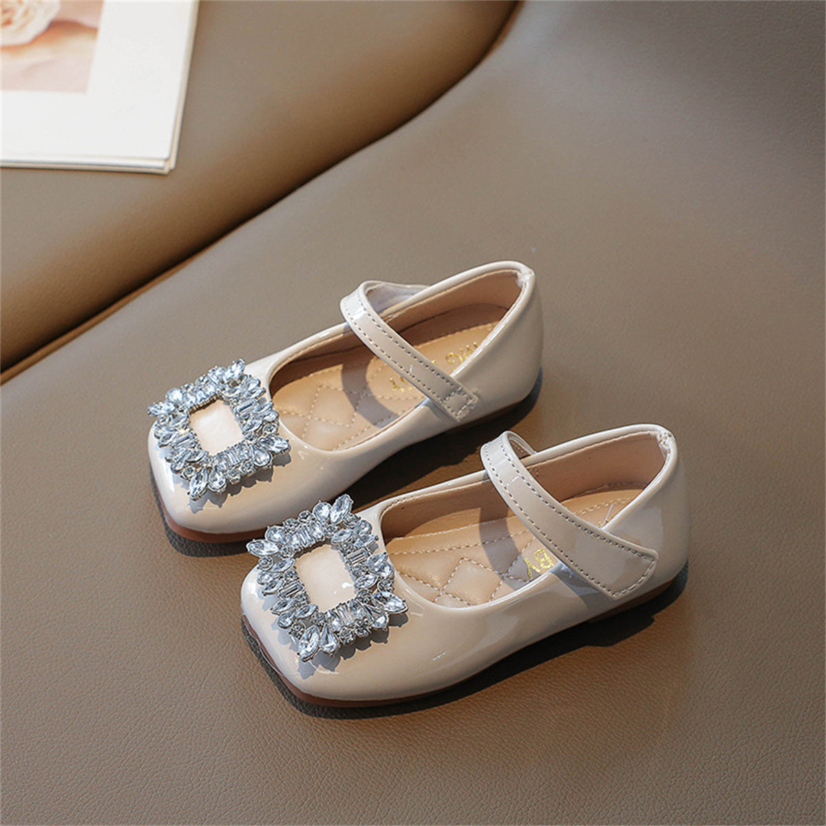 Children's girls retro princess feng shui diamond square buckle soft bottom breathable flat leather shoes