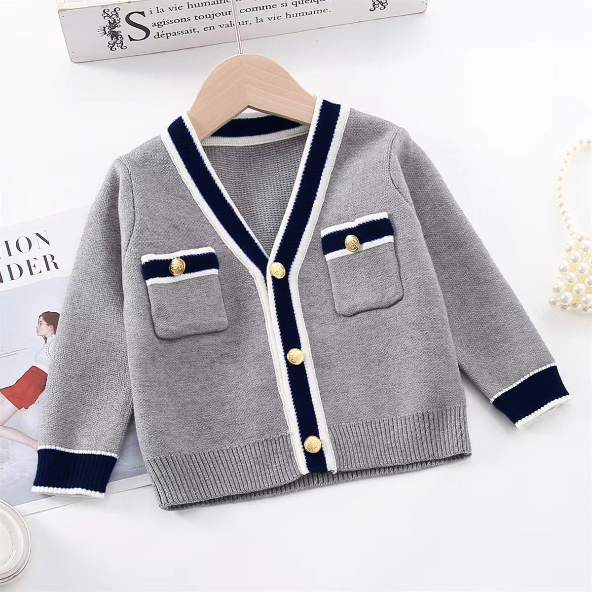 New autumn and winter girls' college girls knitted tops cardigan + mini skirt