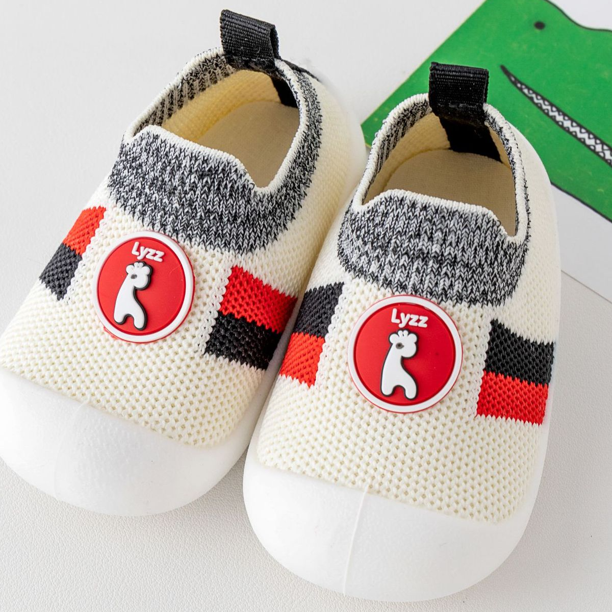 Infant and child boys and girls spring and autumn outdoor non-slip breathable non-stuffy casual shoes