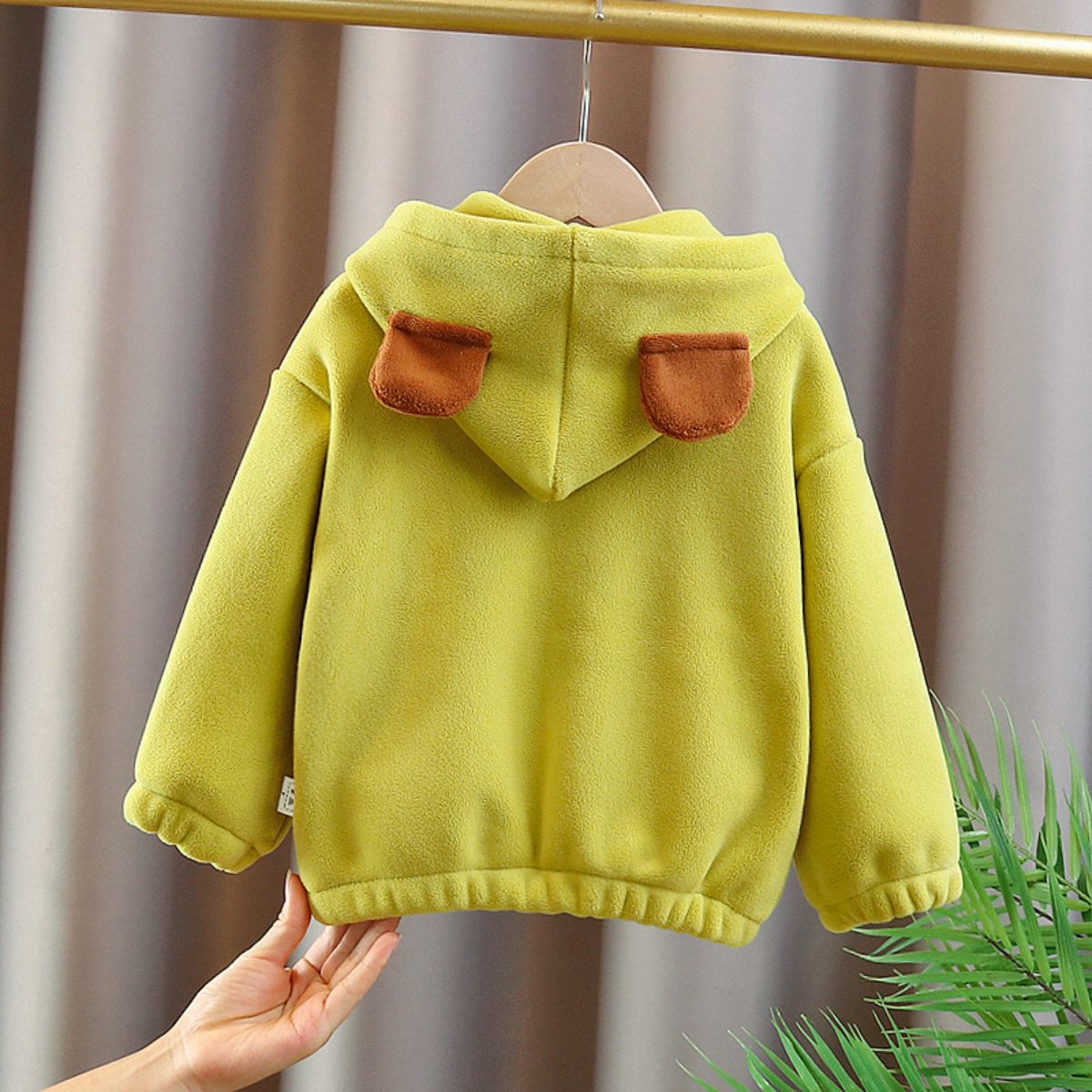 Children&#39;s winter clothing double-sided velvet cartoon hooded long-sleeved jacket