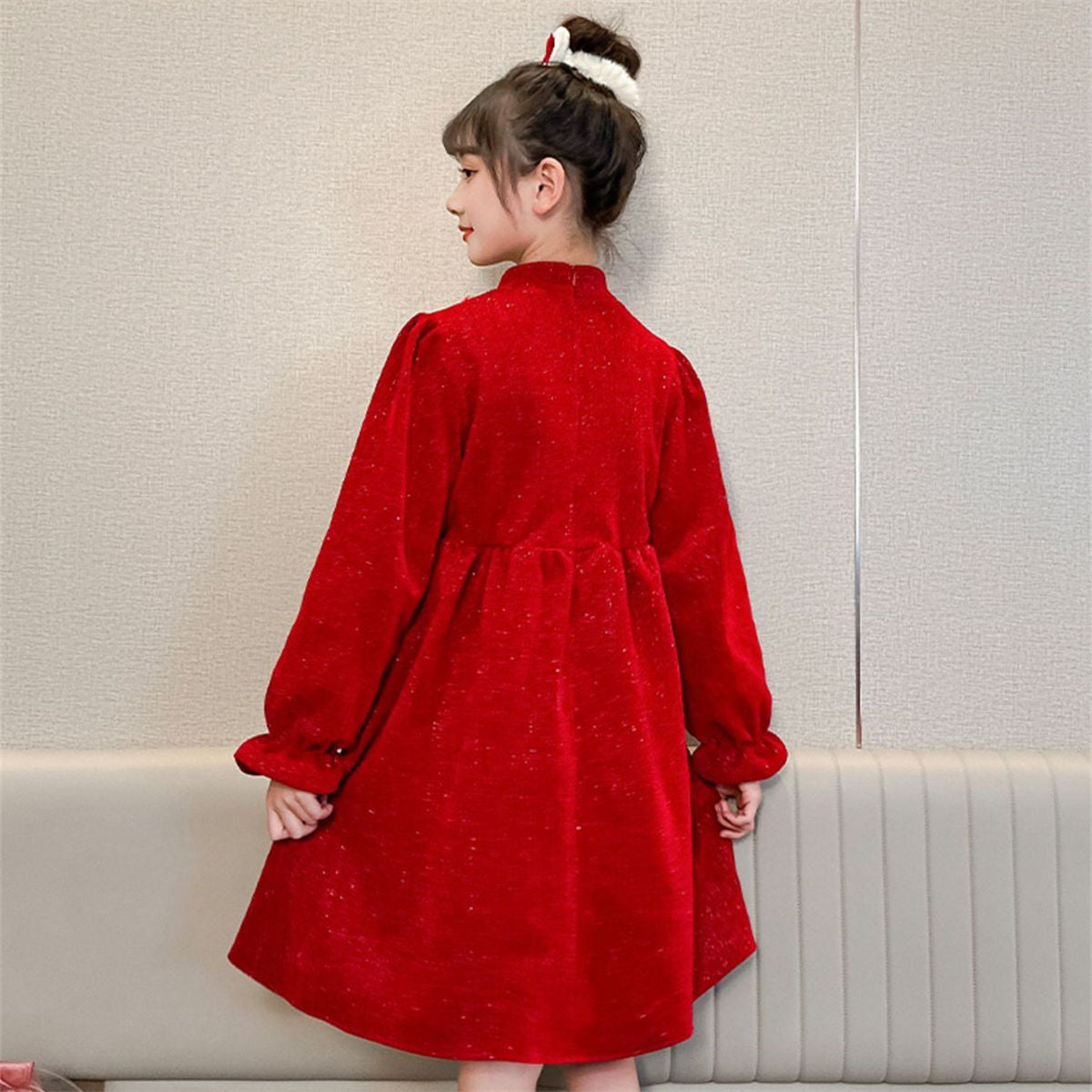 Winter red exquisite embroidered lady-style long-sleeved dress for middle and large girls