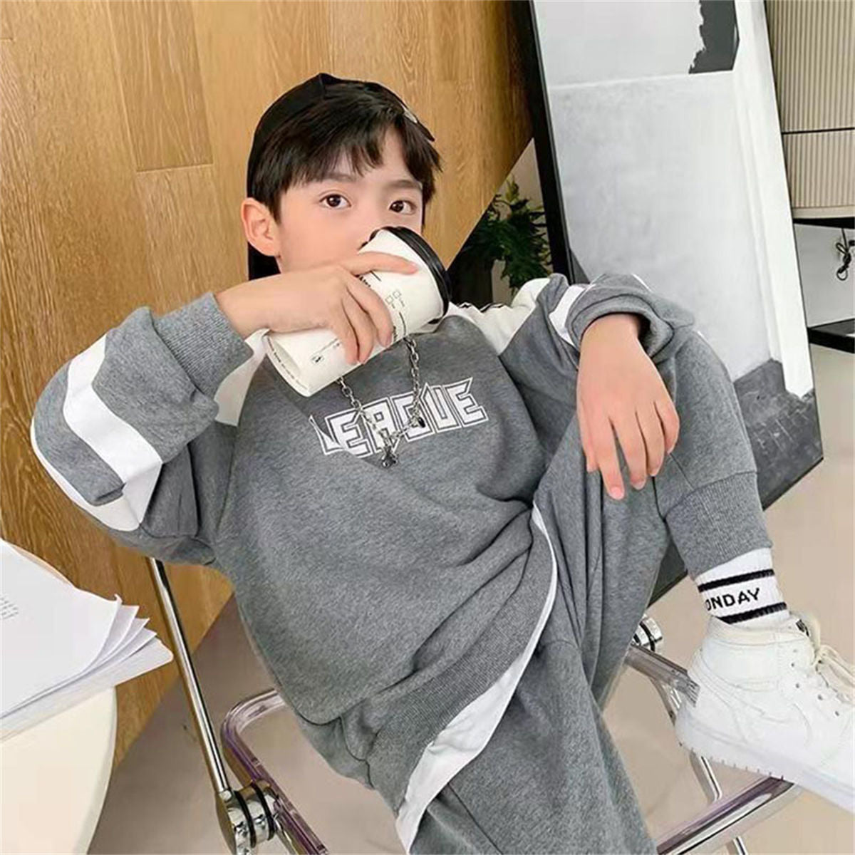 Autumn fashion sports style color matching T-shirt suit for middle and large boys