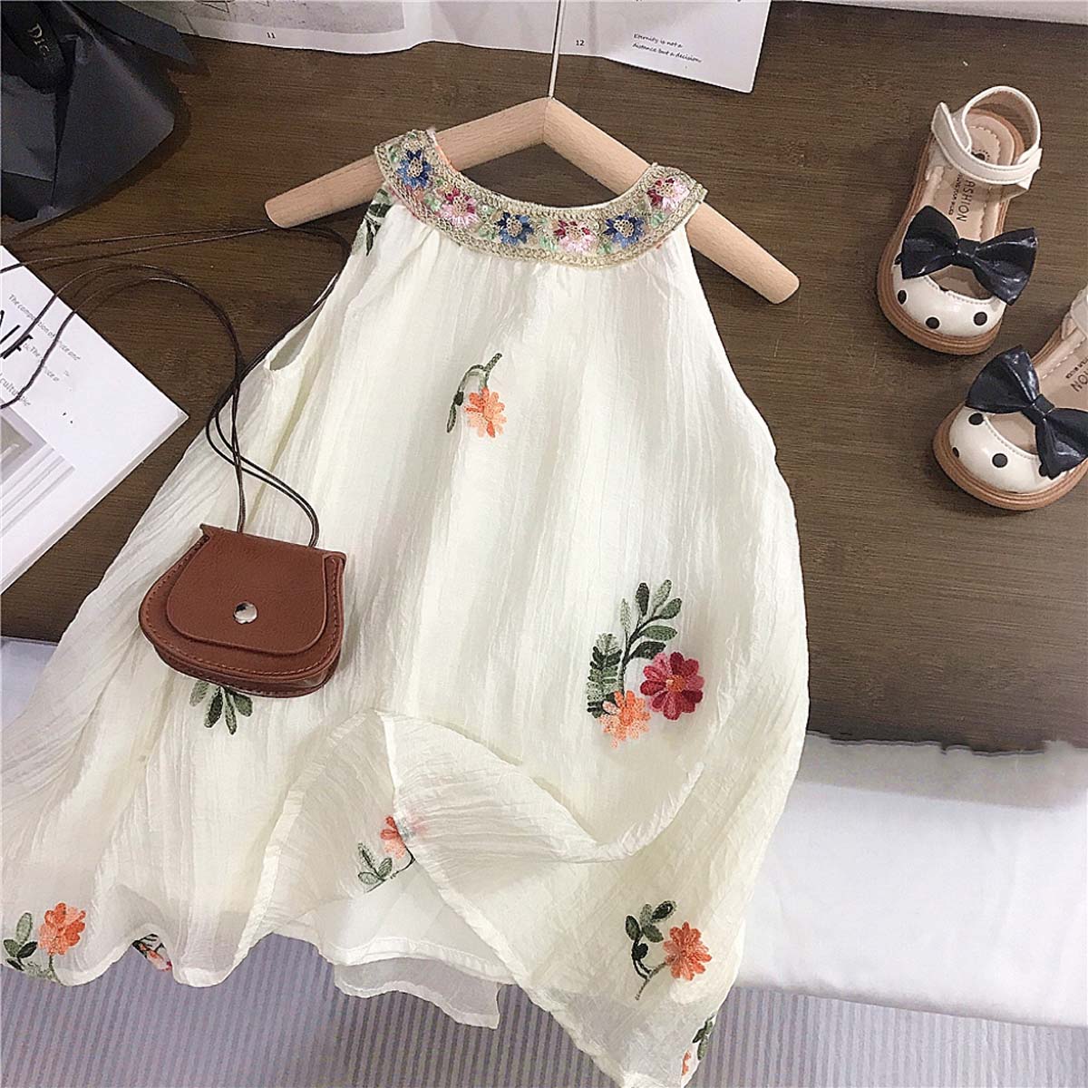 Summer new children's clothing suspender skirt baby floral skirt children's princess skirt