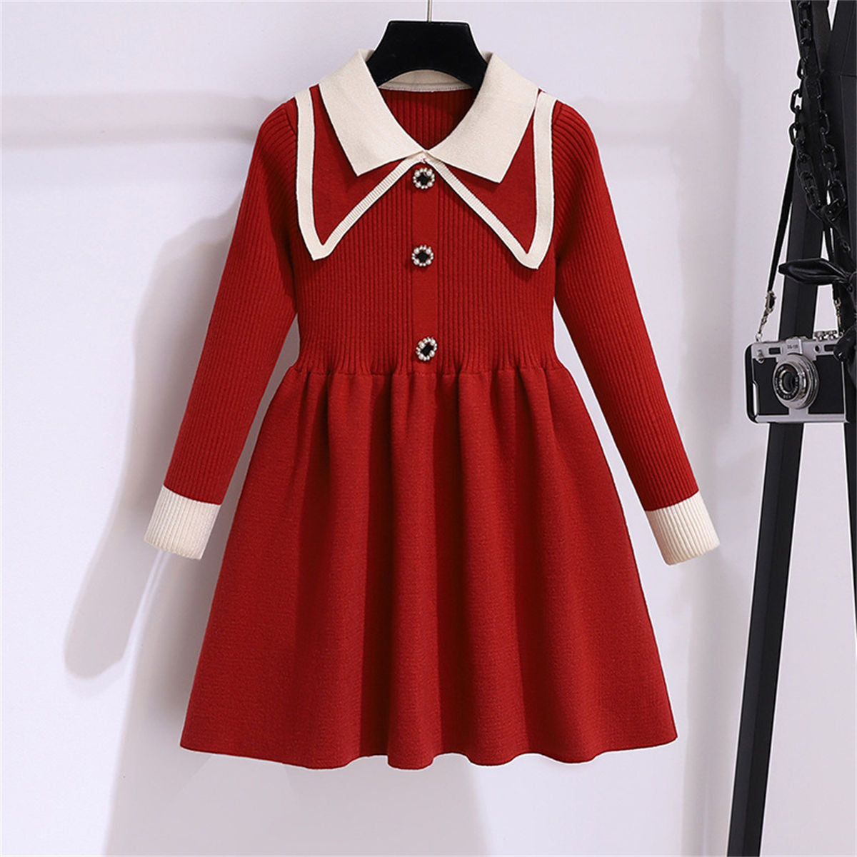 Middle and large girls autumn knitted sweater style simple style long sleeve dress