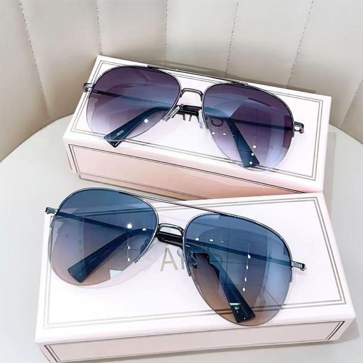 Adult gradient metal half-frame UV protection sunglasses