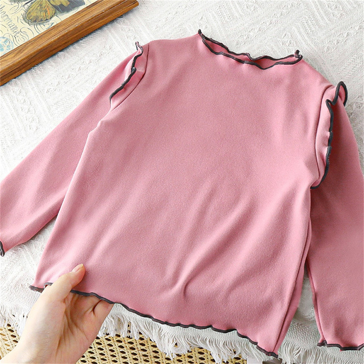 Autumn and winter long-sleeved T-shirt sweet German velvet lace bottoming shirt top