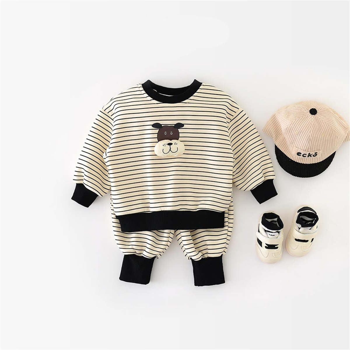 Children&#39;s winter velvet striped sweatshirt one-piece velvet cartoon sweatpants