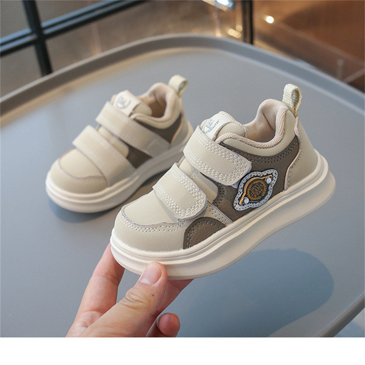 Cool and simple style for little boys, color matching, Velcro, lightweight, soft-soled low-top sneakers