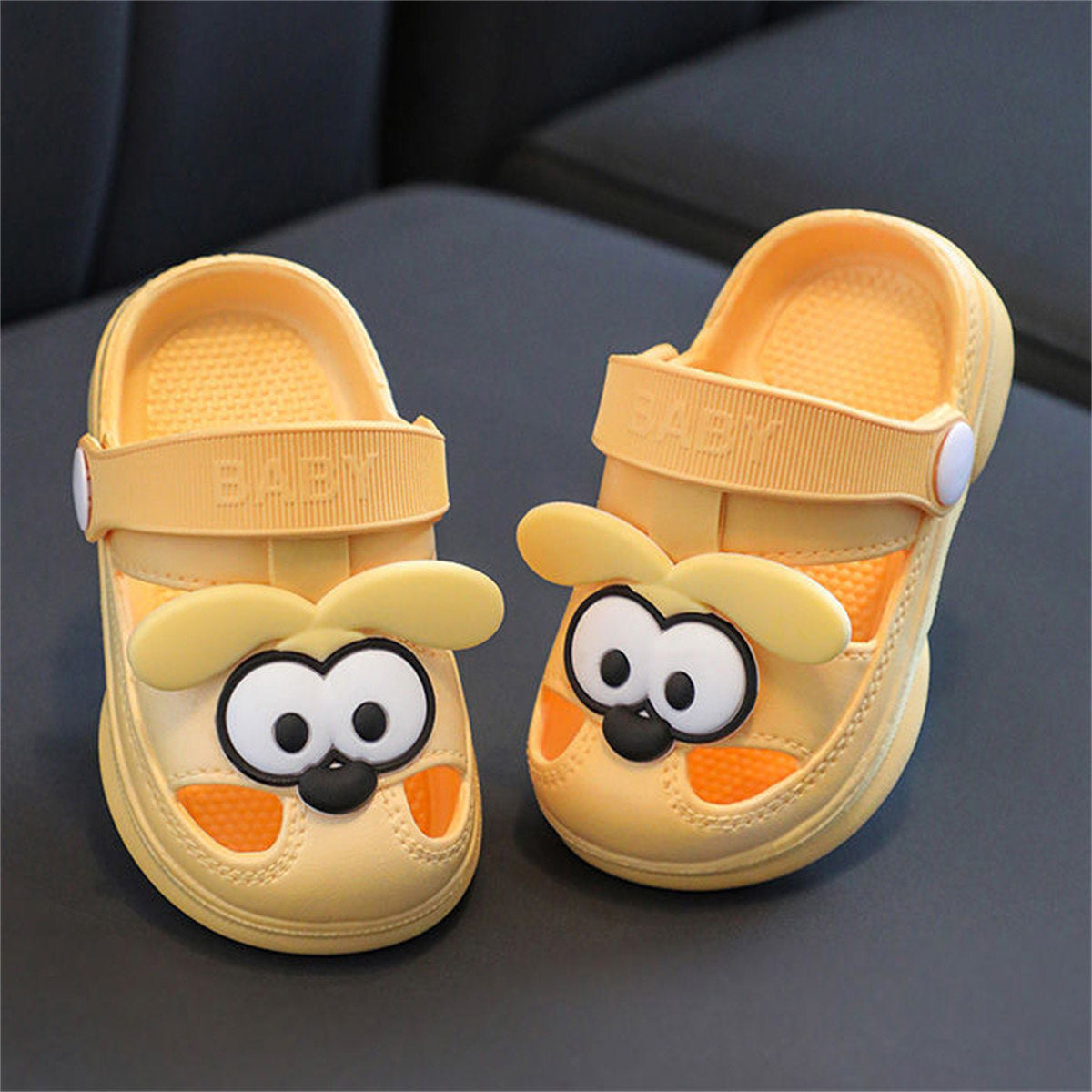 Cute bear soft bottom non-slip home bathroom slippers