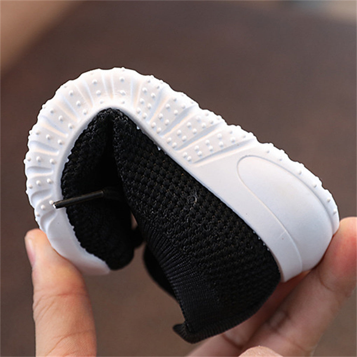 Children's solid color slip-on comfortable sports shoes