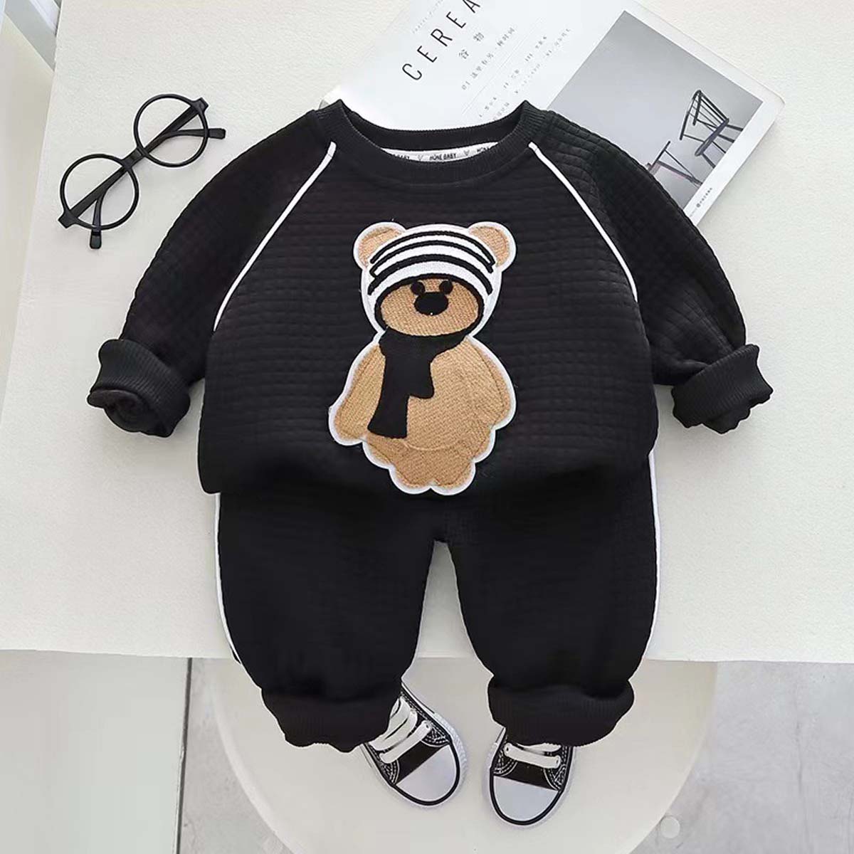 New arrival children's autumn casual suit cartoon baby round neck bear sports pants sweatshirt long sleeve two-piece suit