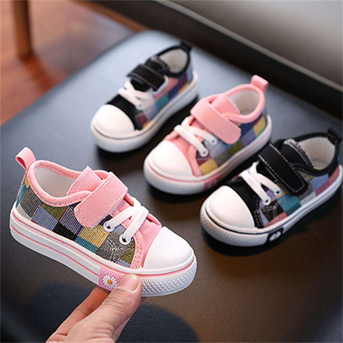 Children's and boys' spring and autumn British style color matching knitted non-slip Velcro low-top canvas shoes