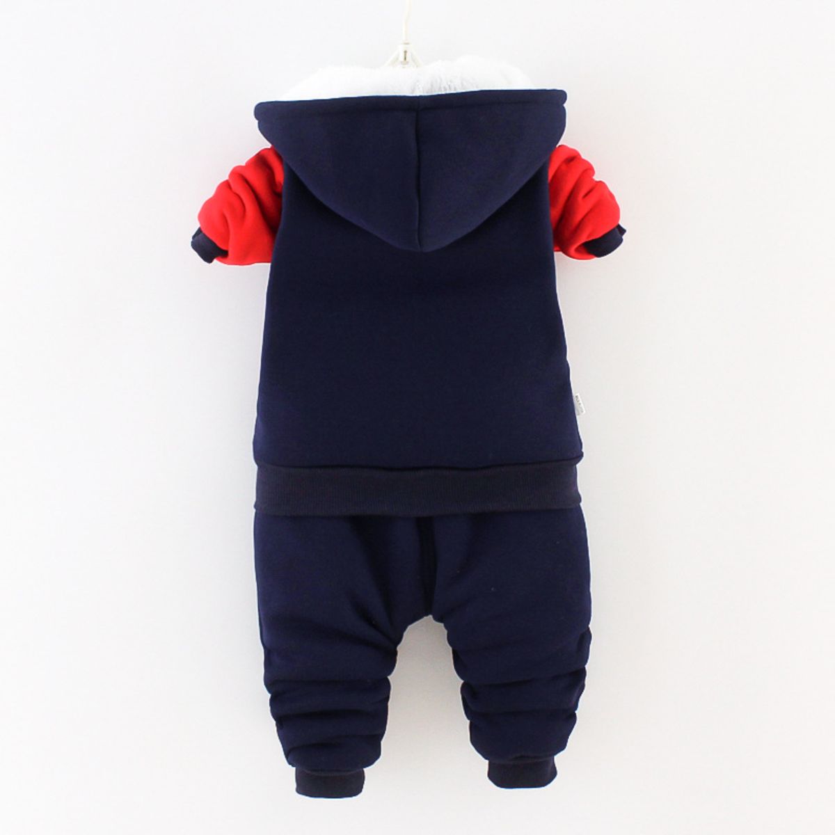 autumn and winter thickened fleece suit for boys