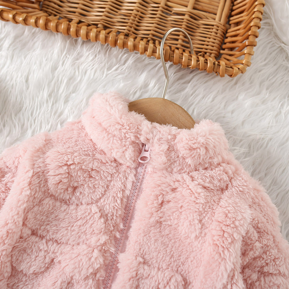 Autumn and winter new girls fleece bear love sweet high collar long sleeve wool sweater coat