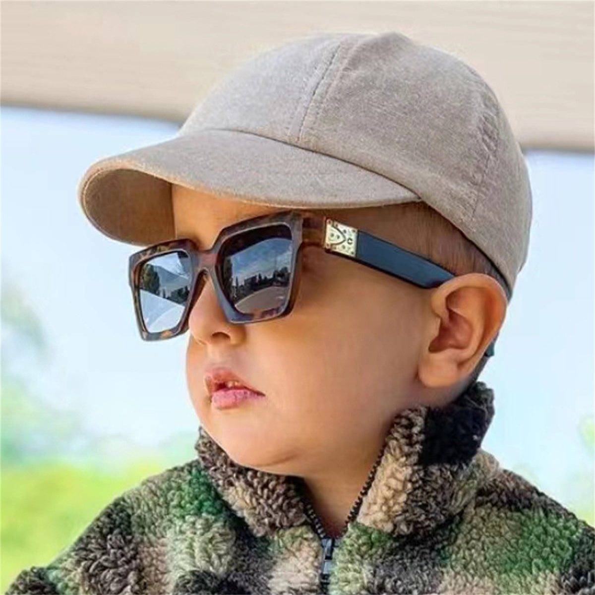 Children's and boys' fashionable retro style square large size UV protection versatile sunglasses