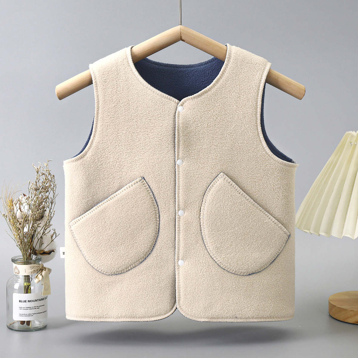 Children&#39;s autumn and winter polar fleece double-sided velvet vest