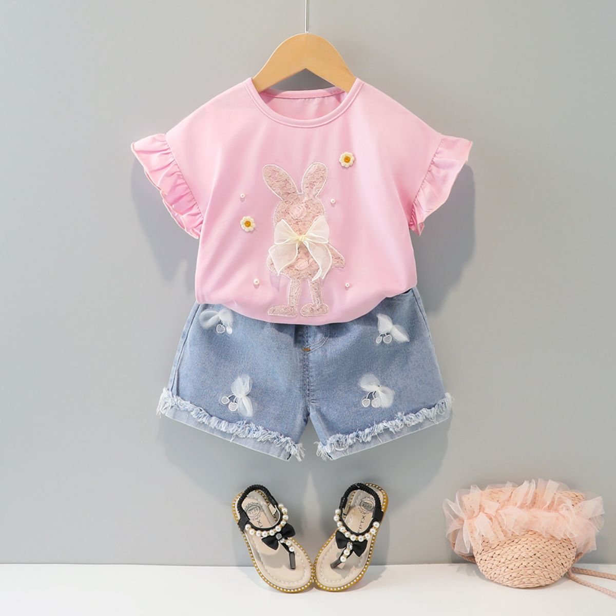 Summer short-sleeved children's clothing with cute cartoon bunny applique embroidery