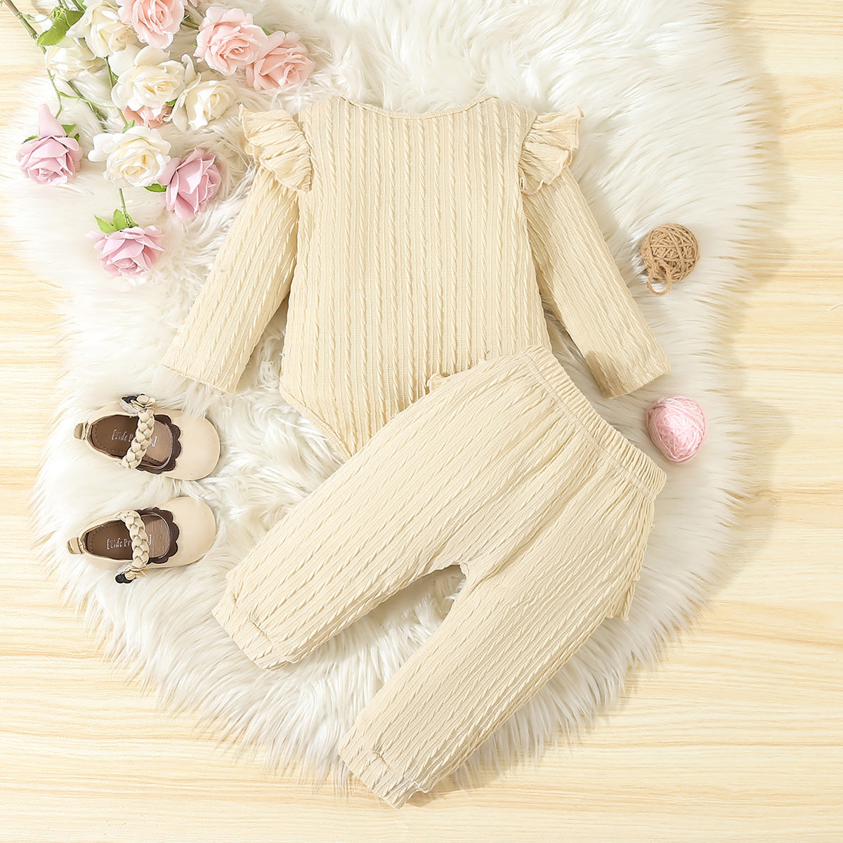 Baby girl sweet and cute simple loose flysleeve round neck long-sleeved triangle jumpsuit and multi-layer ruffled pants casual fall 2-piece set