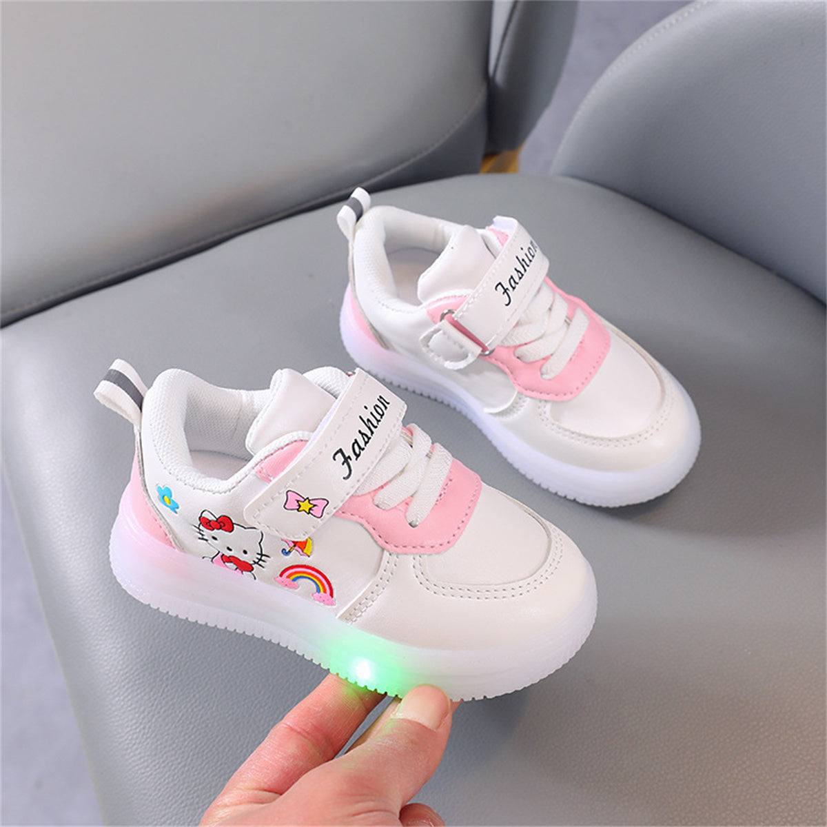 Toddler Girls Autumn Hello Kitty Cute Pattern Luminous Low-top Sneakers