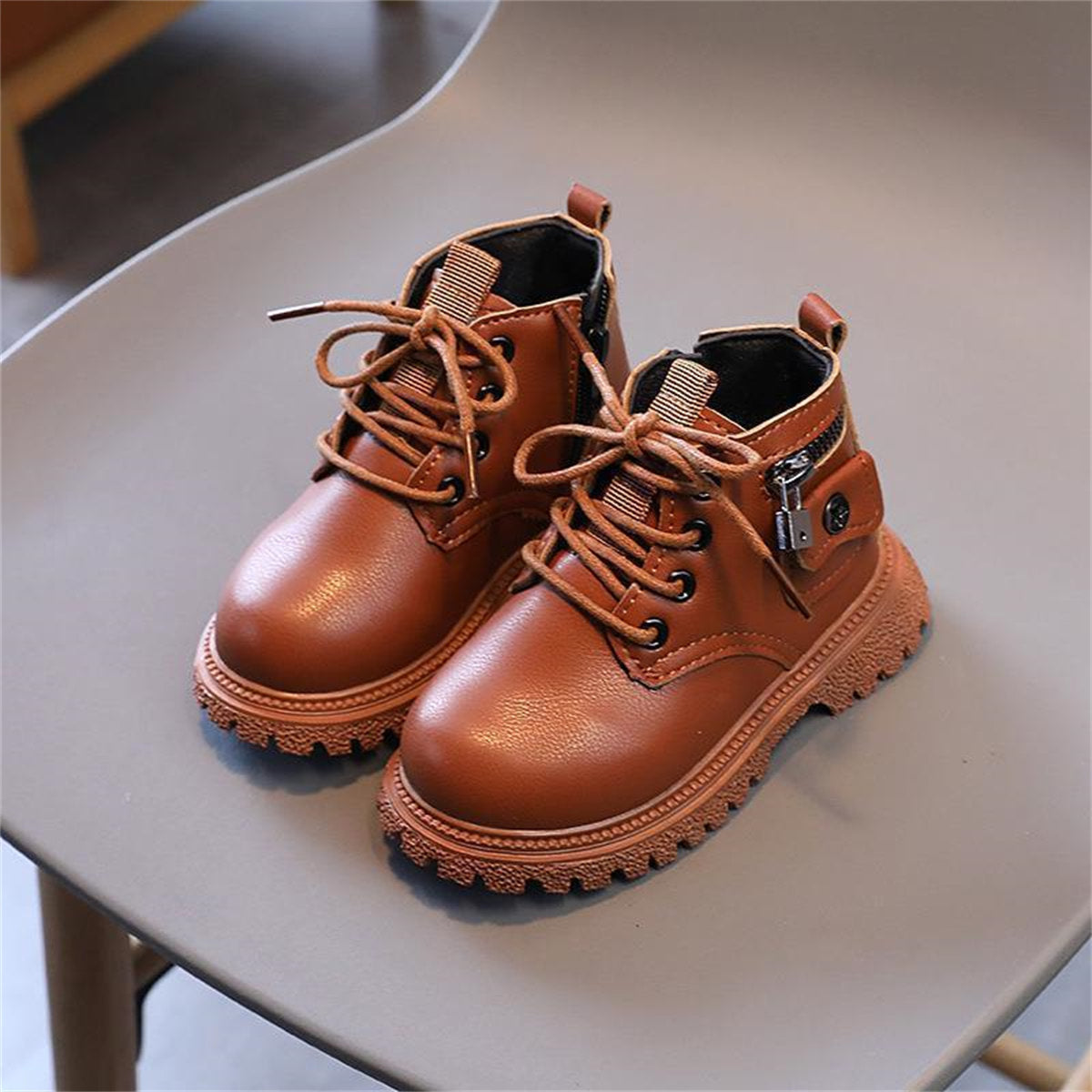 Cool and stylish waterproof, warm and non-slip Martin boots for boys and girls in autumn and winter