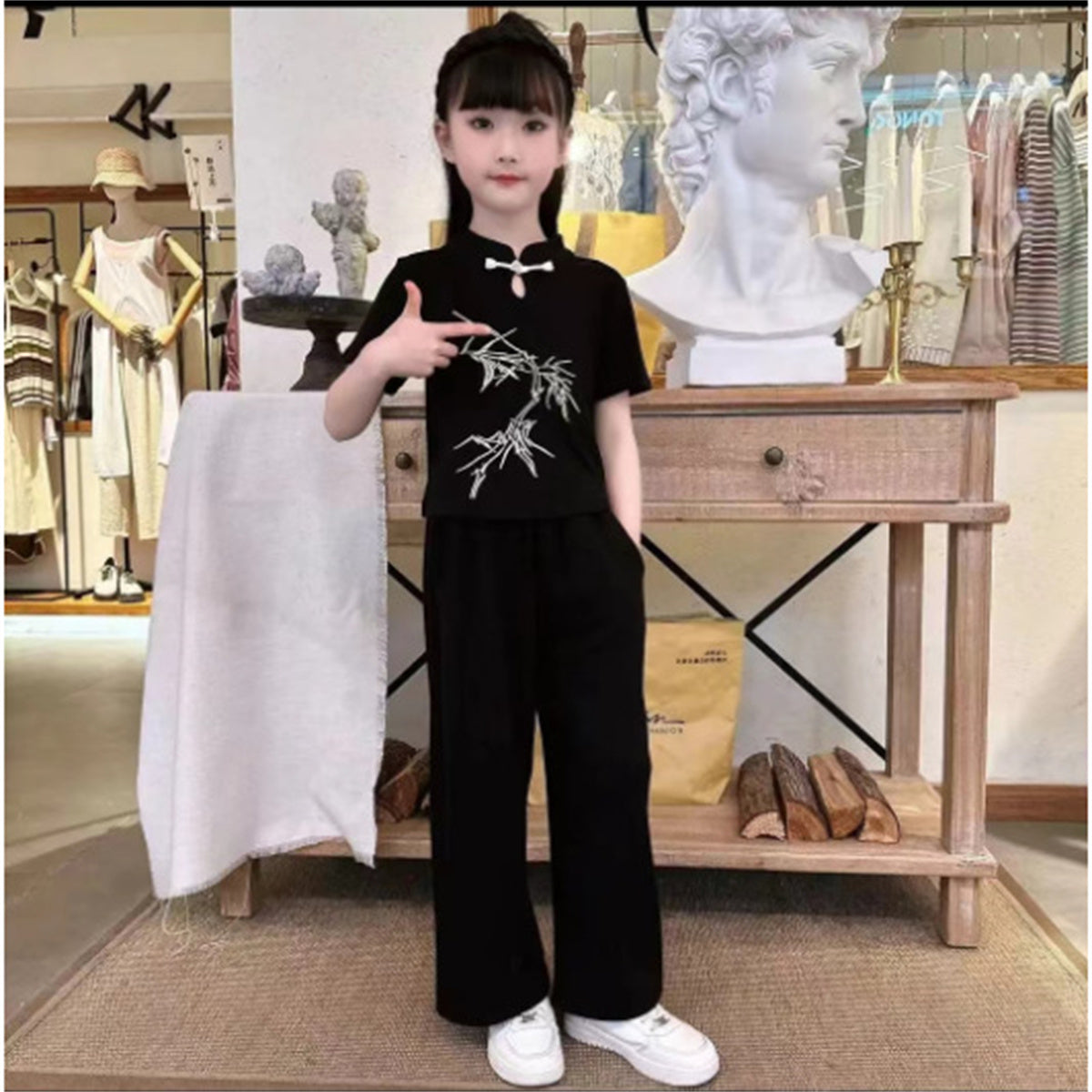 Girls solid color casual fashion temperament summer new short-sleeved trousers two-piece suit