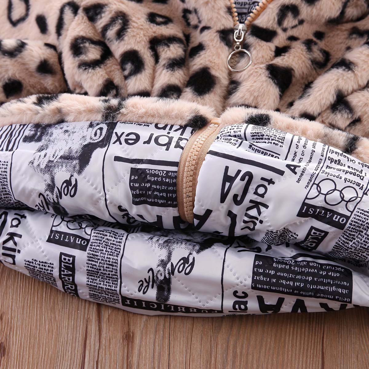 Autumn and winter new arrival girls cartoon cow fur coat children's hooded warm coat