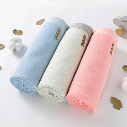 بطانية محبوكة