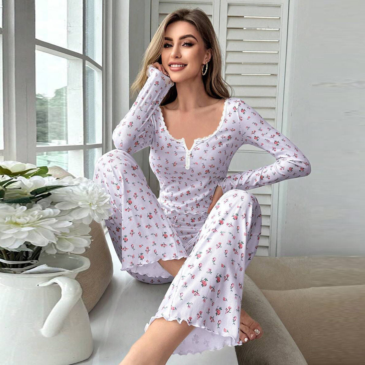 Home wear long sleeve long pants pajamas two piece set