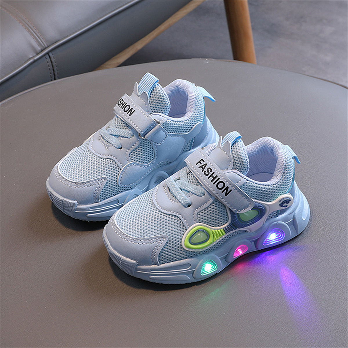 Children's mesh breathable soft bottom non-slip luminous sports running shoes casual toddler shoes