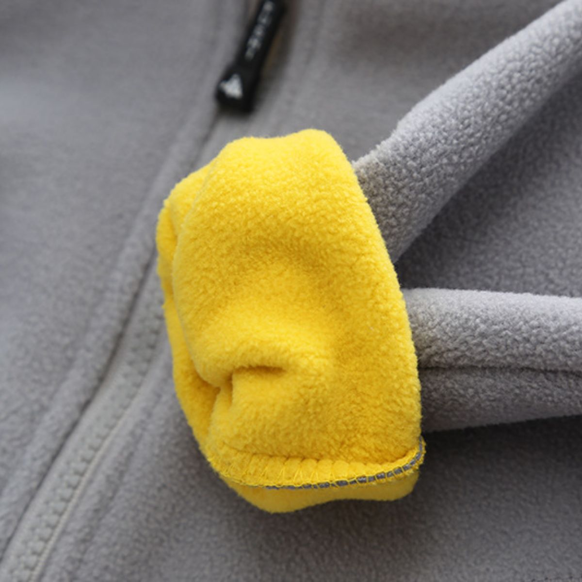 Boys' fleece jackets autumn and winter new styles for little kids and babies, fleece tops, children's long-sleeved clothes, children's clothing