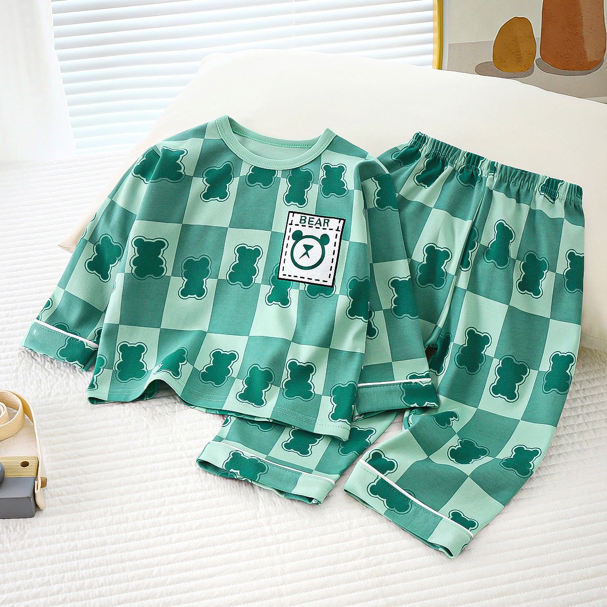 100% cotton autumn suit for boys and girls home wear