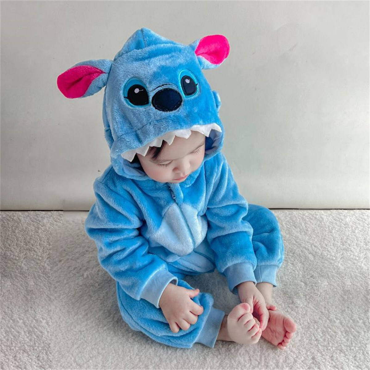 Newborn baby romper animal shape one-piece pajamas