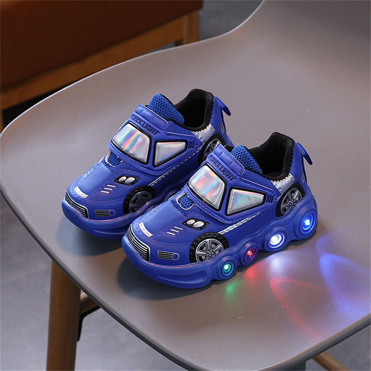 Little boy autumn luminous racing style cool sports shoes