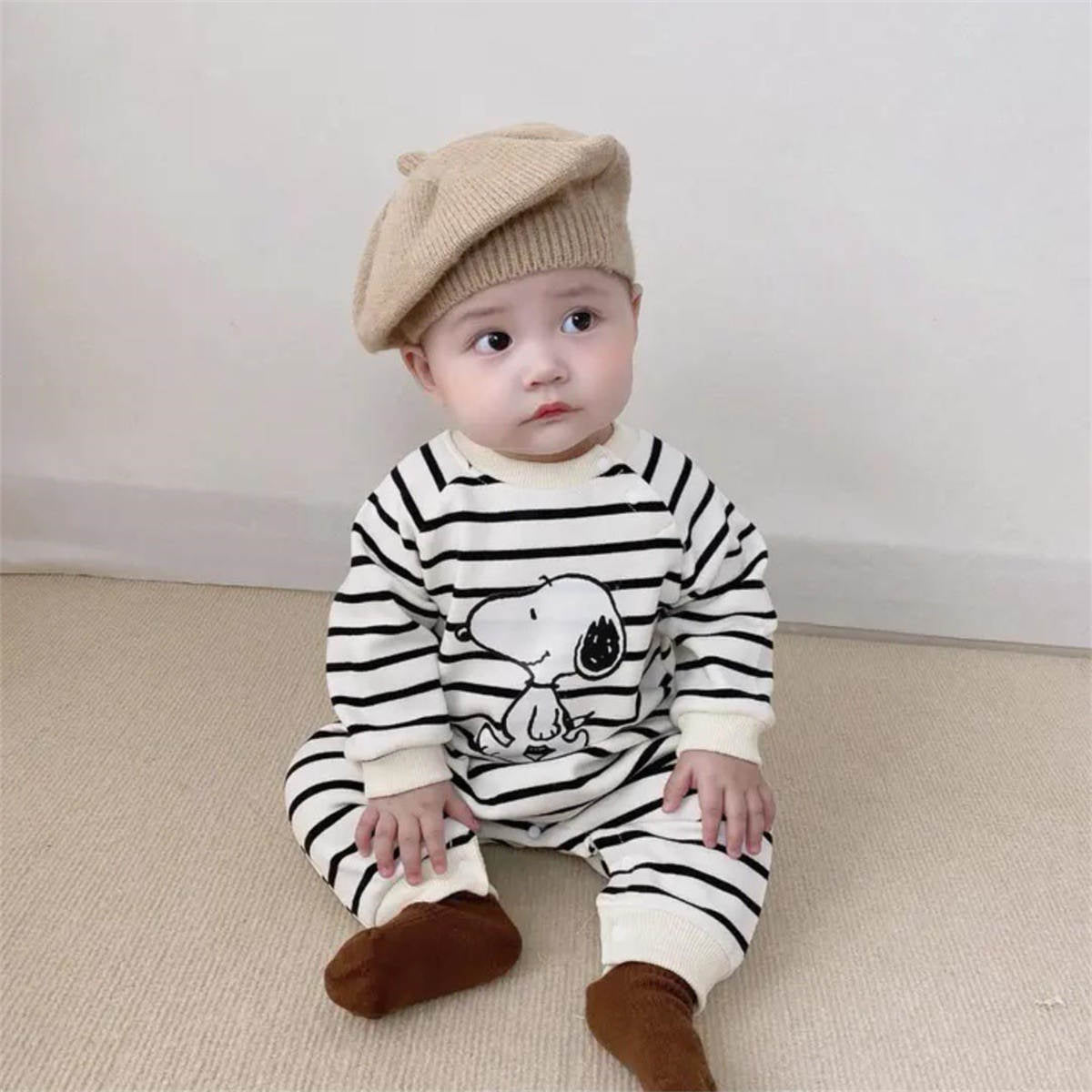 Infant and Toddler Autumn Plus Velvet Striped Snoopy Pullover Romper