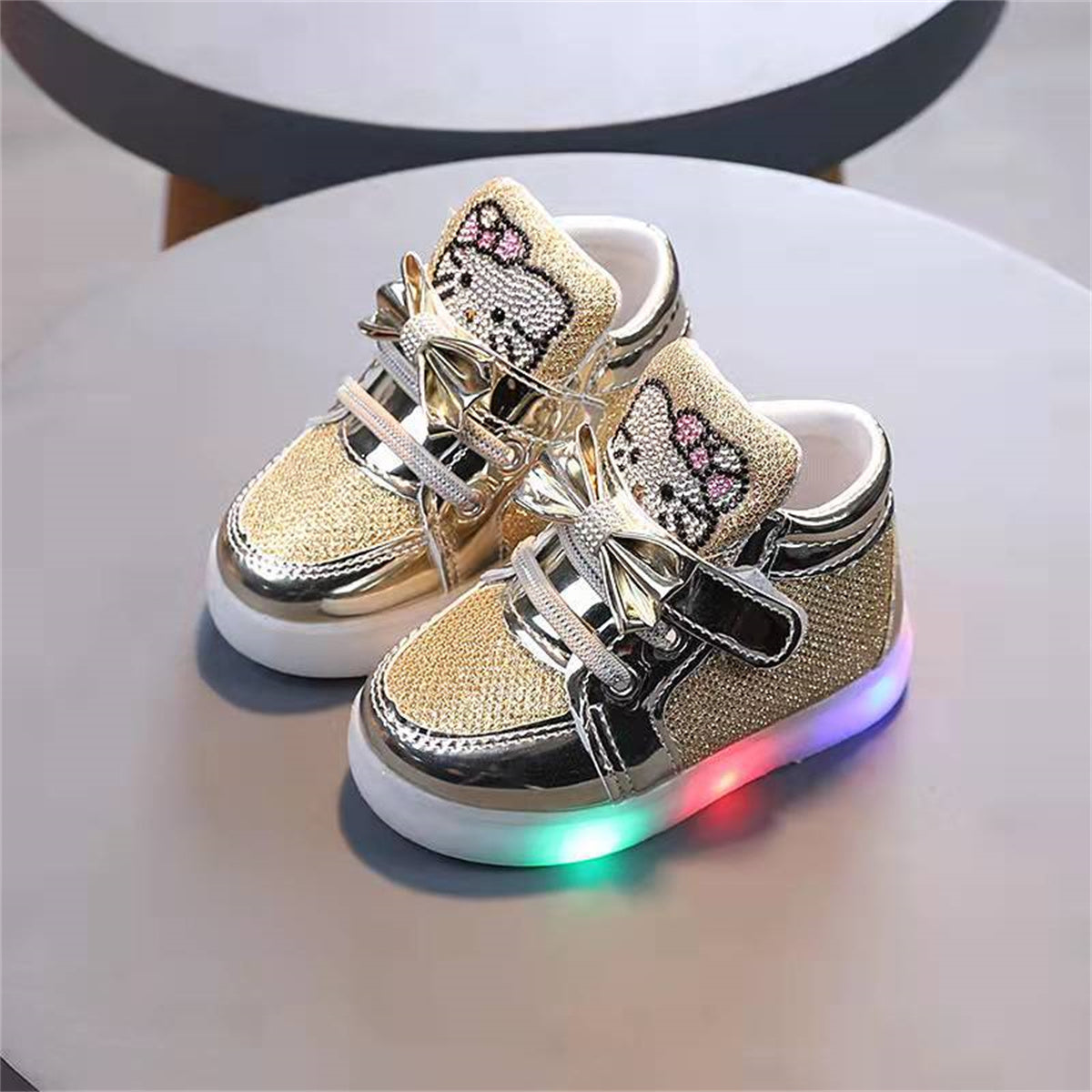 Children's Hello Kitty Princess Rhinestone Breathable Light-up Shoes