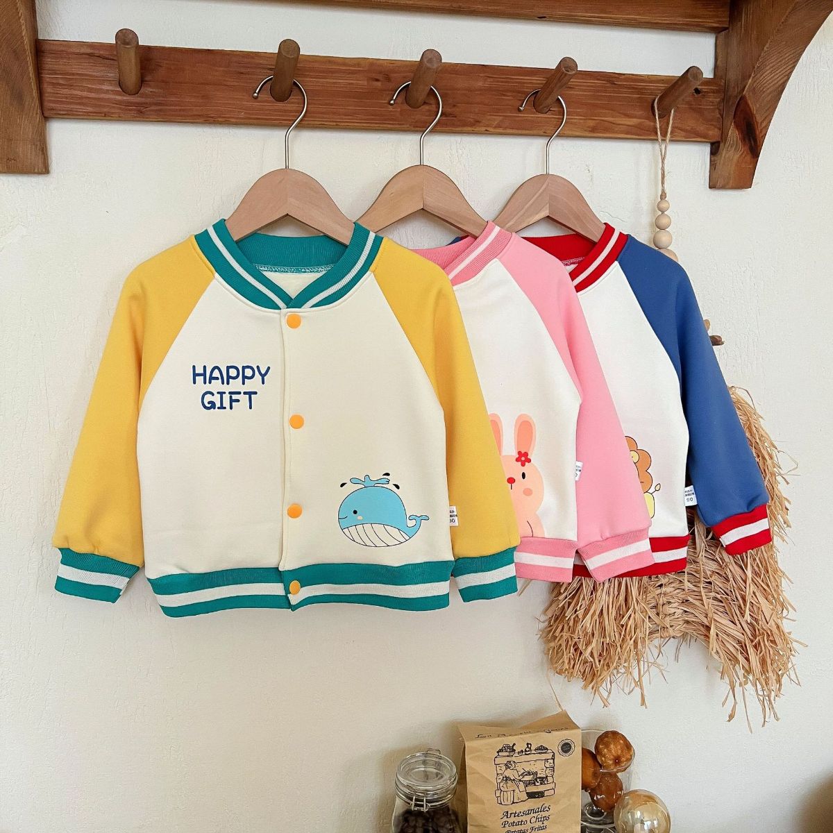 Children's baseball jackets boys and girls warm jackets autumn and winter new baby tops