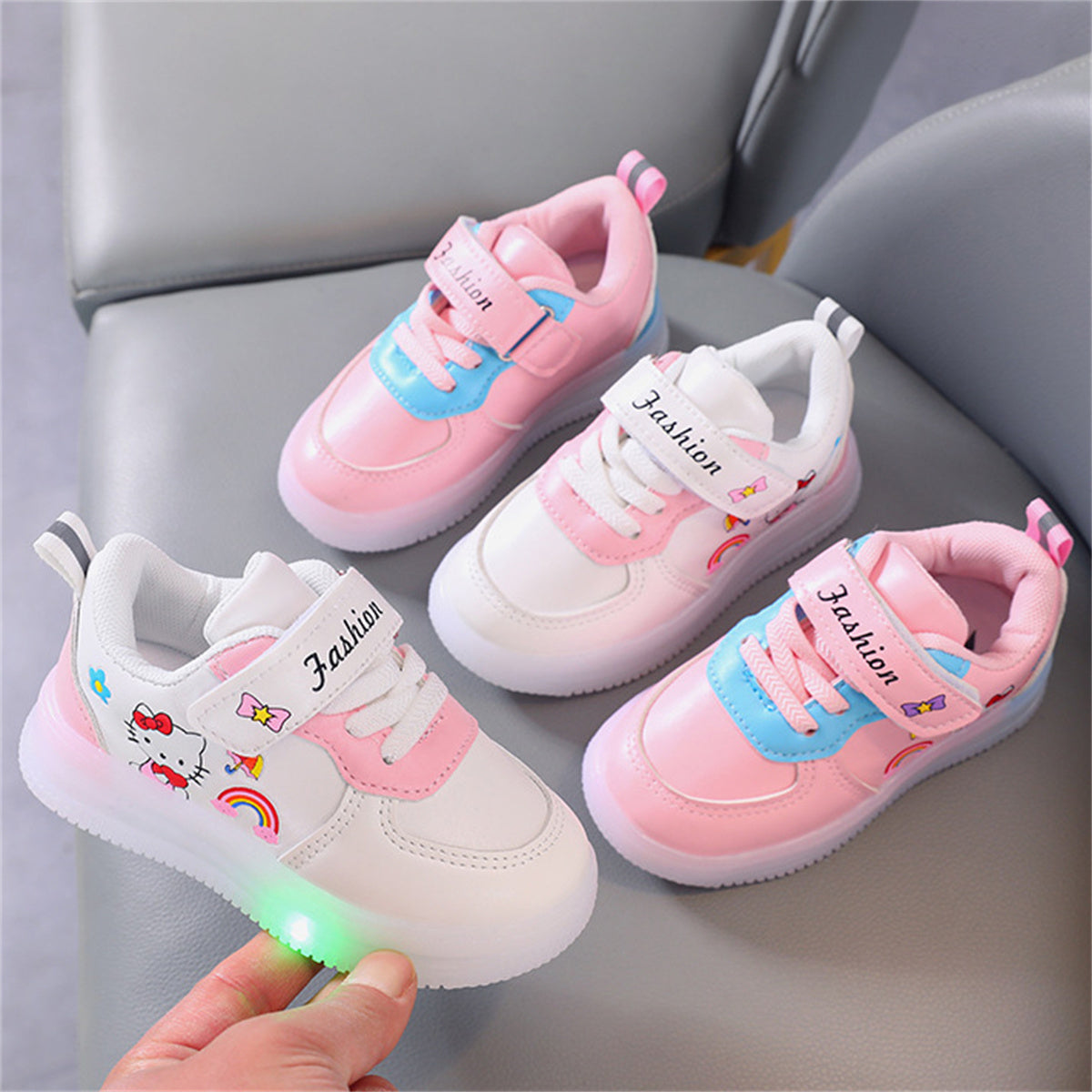 Toddler Girls Autumn Hello Kitty Cute Pattern Luminous Low-top Sneakers