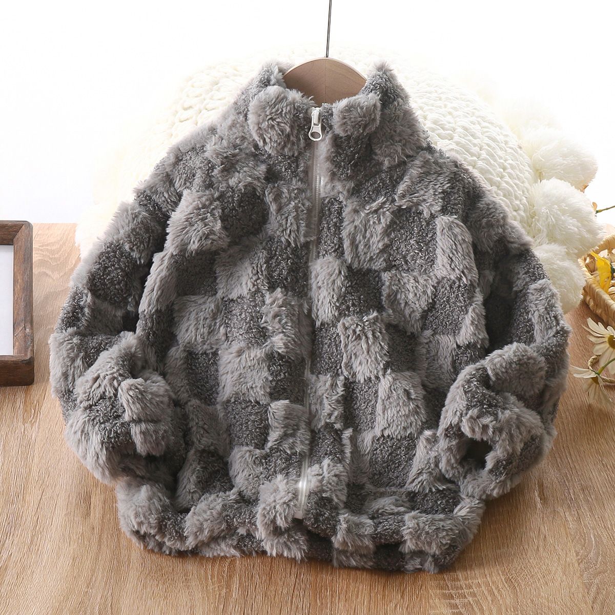 Children's velvet jacket autumn and winter new style cardigan thickened top zipper stand collar medium and large children's boys and girls baby children's clothing