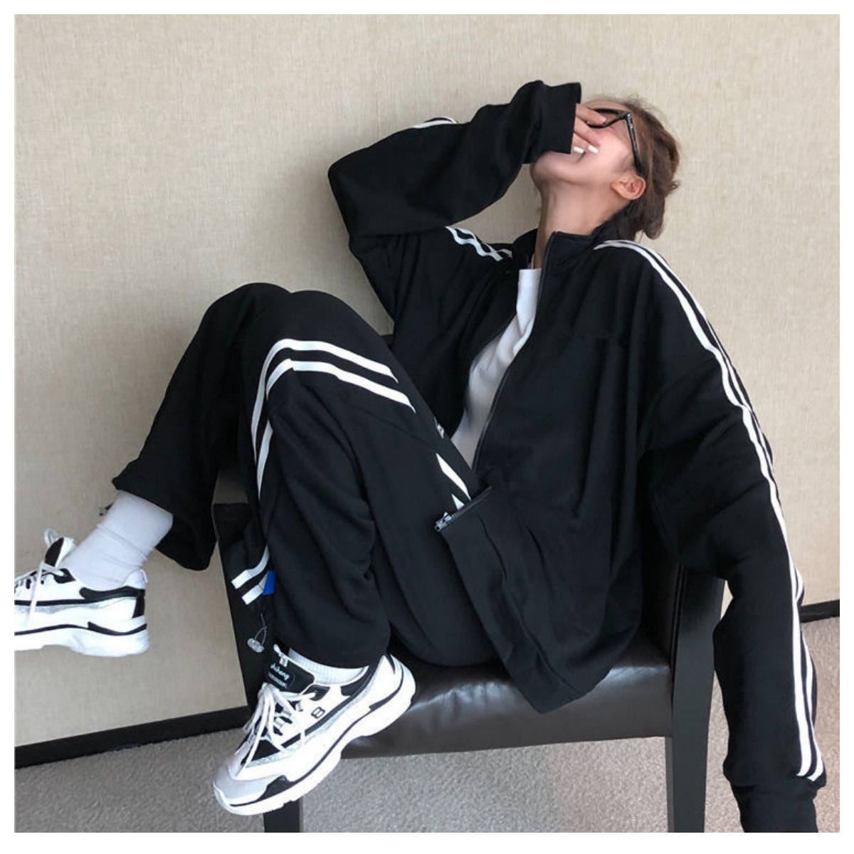 Loose and slim sports suit for women two piece running suit