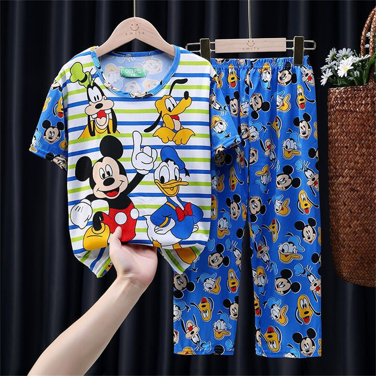 New children's pajamas for boys and girls summer thin short-sleeved trousers for boys children summer air-conditioned home