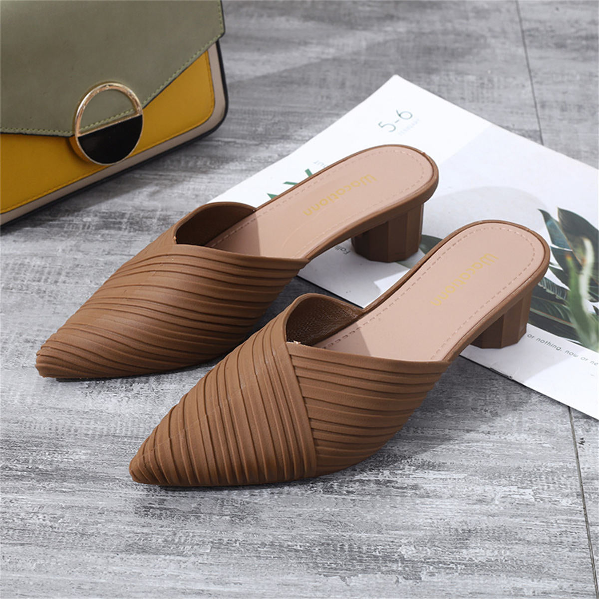 Pointed toe wedge heel casual slippers for women jelly sandals thick-soled beach shoes