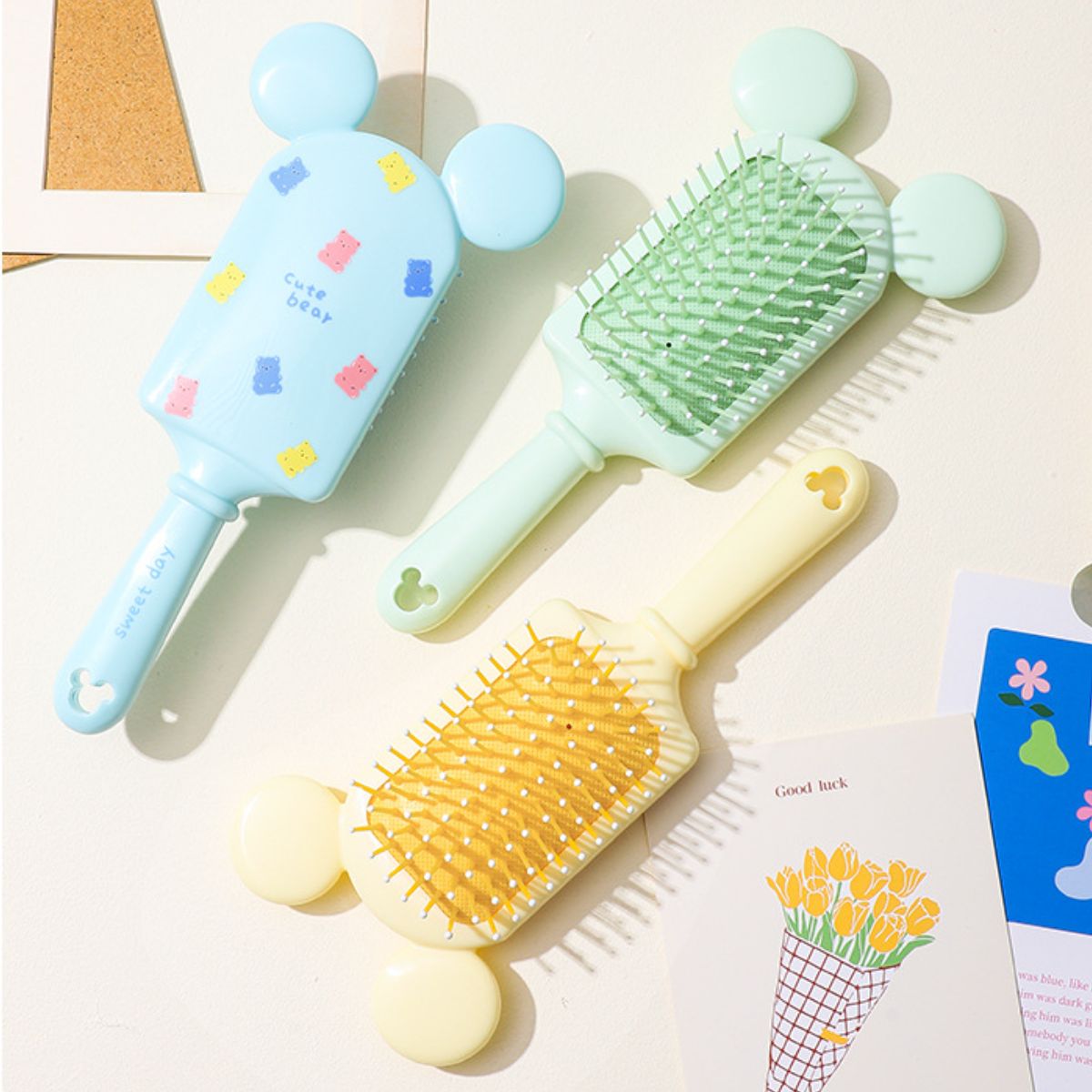 Mickey Children&#39;s Anti-static Hair Straightening Comb