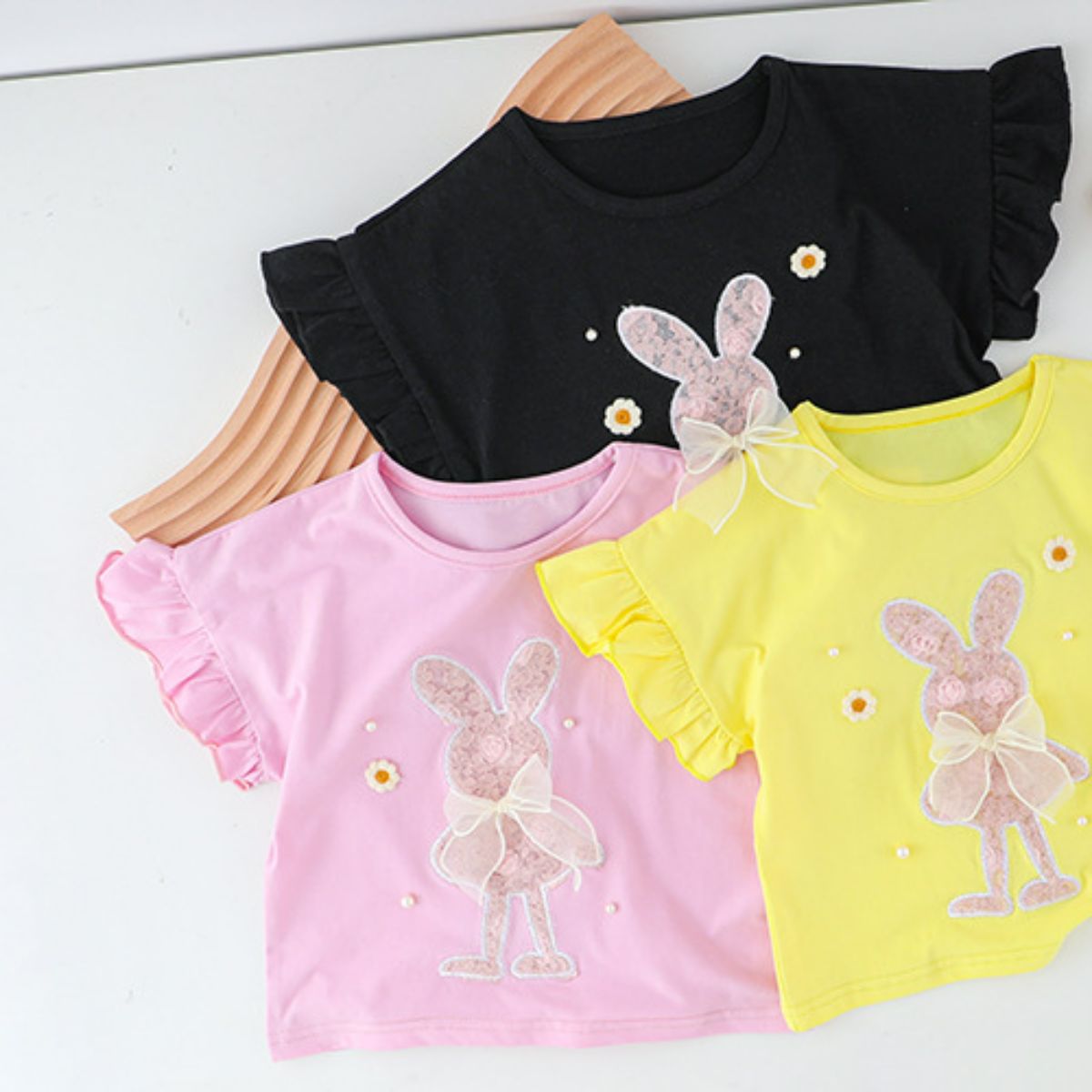 Summer short-sleeved children's clothing with cute cartoon bunny applique embroidery