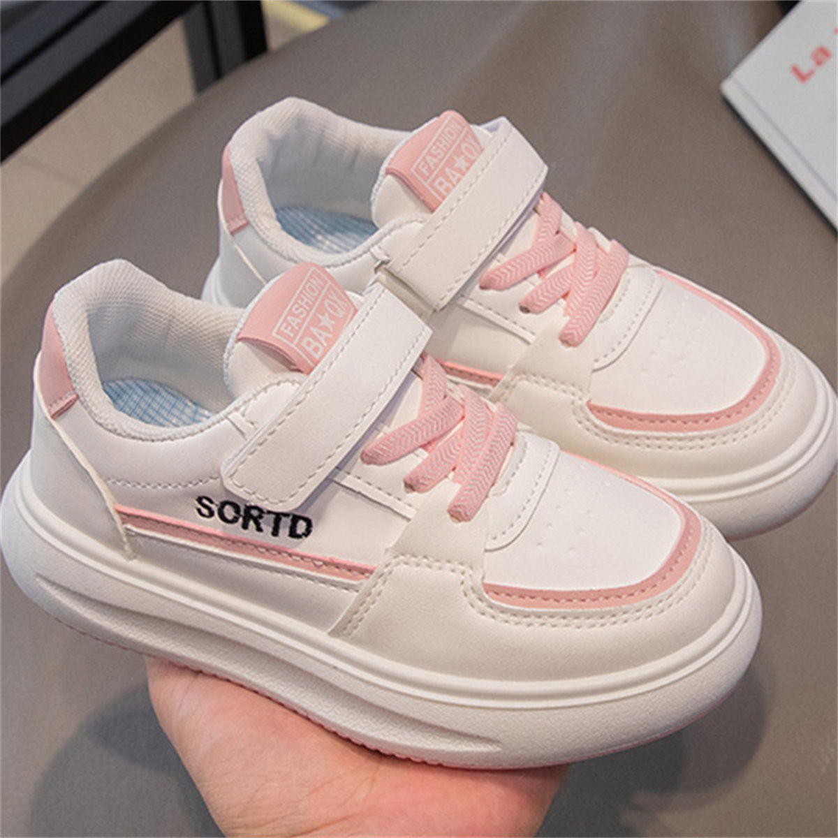 Simple casual style Velcro non-slip low-top sneakers for boys and girls